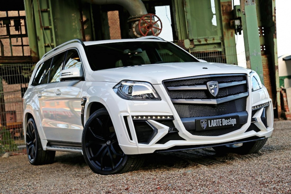 Mercedes-Benz.jpg