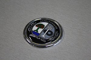 Тюнинг для Эмблема AMG AFFALTERBACH на капот (плоский), 60мм.