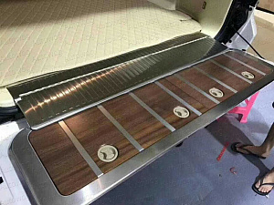 Тюнинг для Крышки Land Cruiser 200 багажного отсека задней двери , дерево 