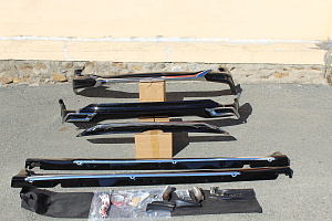 Тюнинг для Обвес на Camry V70 , дизайн Modellista чёрный