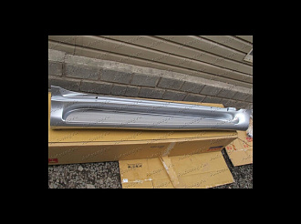 Пороги Prado 150 стандарт , серебро (1F7)