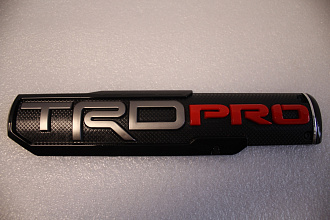 Надпись TRD PRO 