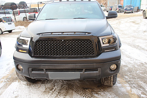 Тюнинг для Фары Tundra 2007 +, черные , с бегающим повтором