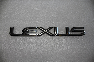 Надпись LEXUS 