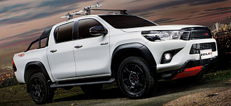 Фендера Hilux Pick Up 2015 +, дизайн TRD 