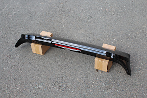 Тюнинг для Спойлер Land Cruiser 200 Executive Lounge дизайн 2020 , на верх заднего стекла , чёрный