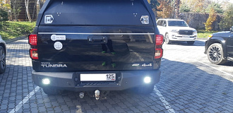 Стопы Tundra 2007 - 2013 красно дымчатые 