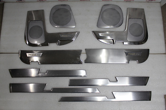 Накладки Prado 150 внутрь двери хром 