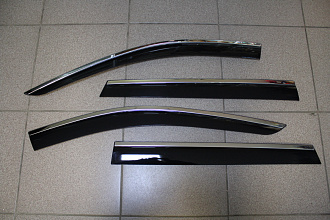 Ветровики X-Trail 32 2013г. +, с хромом 
