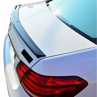 Спойлер Mercedes E-class W212 на багажник , чёрный