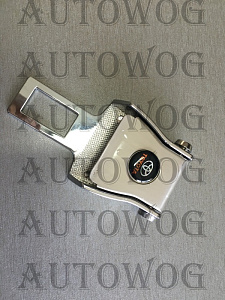 Заглушка под ремень безопасности Toyota (с возможностью вставки ремня) метал