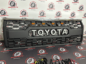 Тюнинг для Решетка Prado 150 2018 +, дизайн USA Design , с ходовыми огнями 