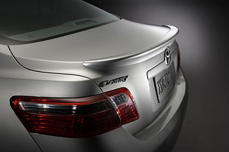 Спойлер Camry V40 на багажник , серебро