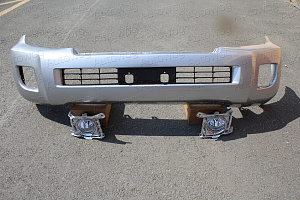 Тюнинг для Бампер передний Land Cruiser 200 2012 +, в сборе , серебро ( 1F7 )